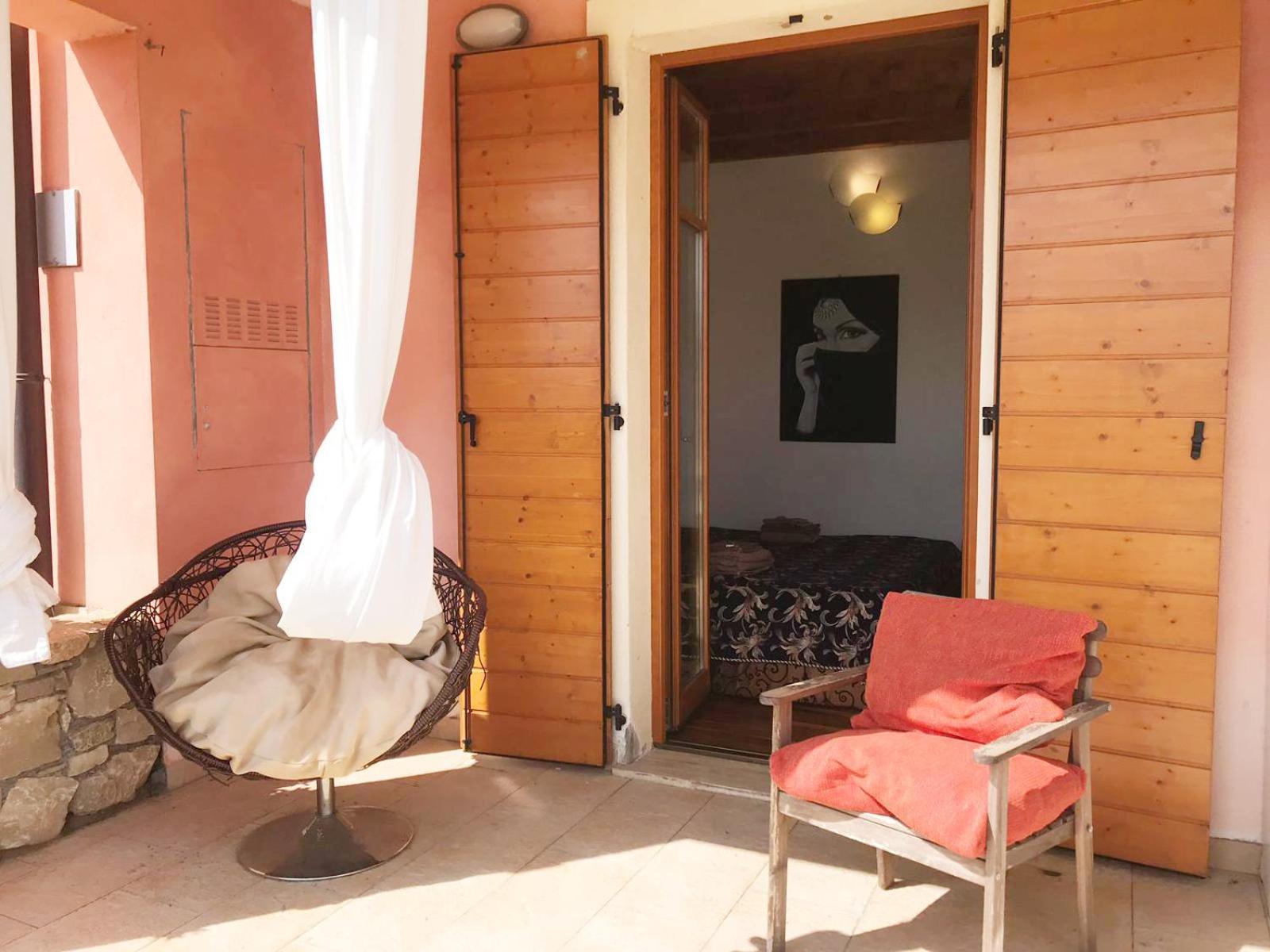 The Flowers - Apartments With Private Garden In Residence With Pool Манерба-дель-Гарда Экстерьер фото